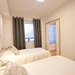 아파트 Lumi Glow Apartments 로바니에미