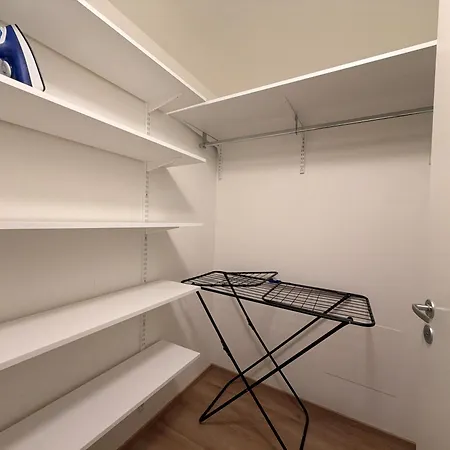 Lumi Glow Apartments * 로바니에미